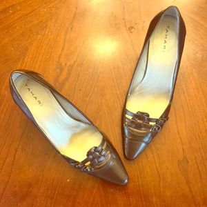 Tahari One Inch Heel